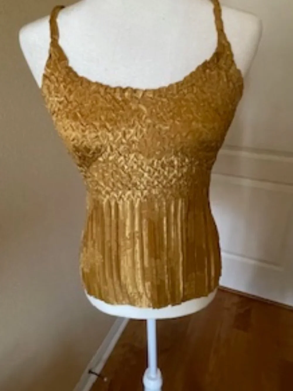 Komarov Gold Stretch, Hand Pleated and Printed, Top - Size S - Picture 1 of 3